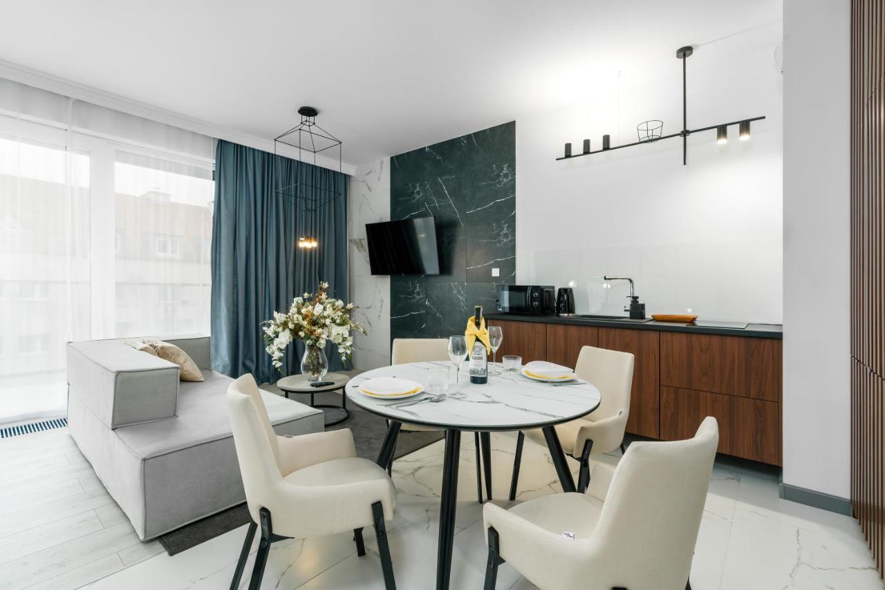 Apartments Poznan Chwaliszewo Residence With Free Garage By Noclegi Renters エクステリア 写真