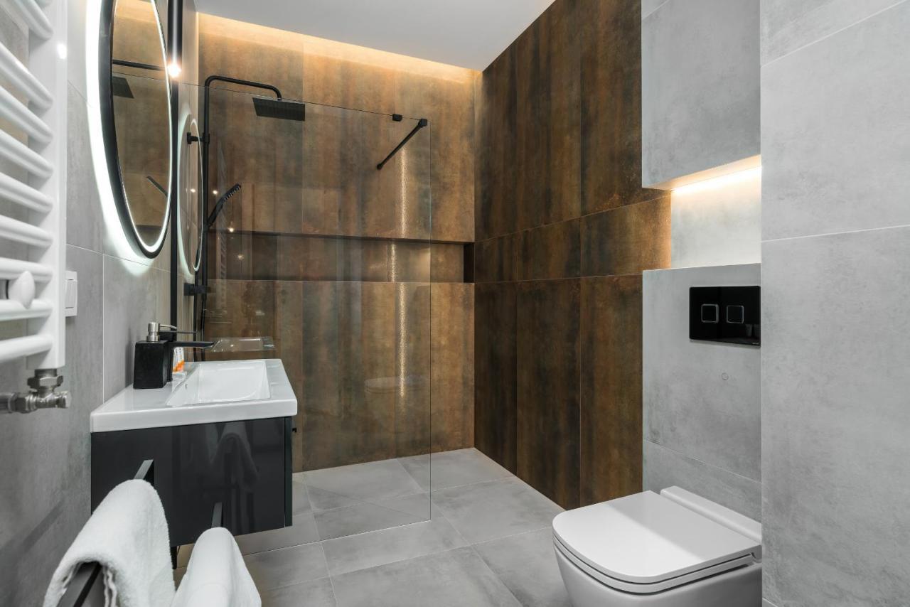 Apartments Poznan Chwaliszewo Residence With Free Garage By Noclegi Renters エクステリア 写真