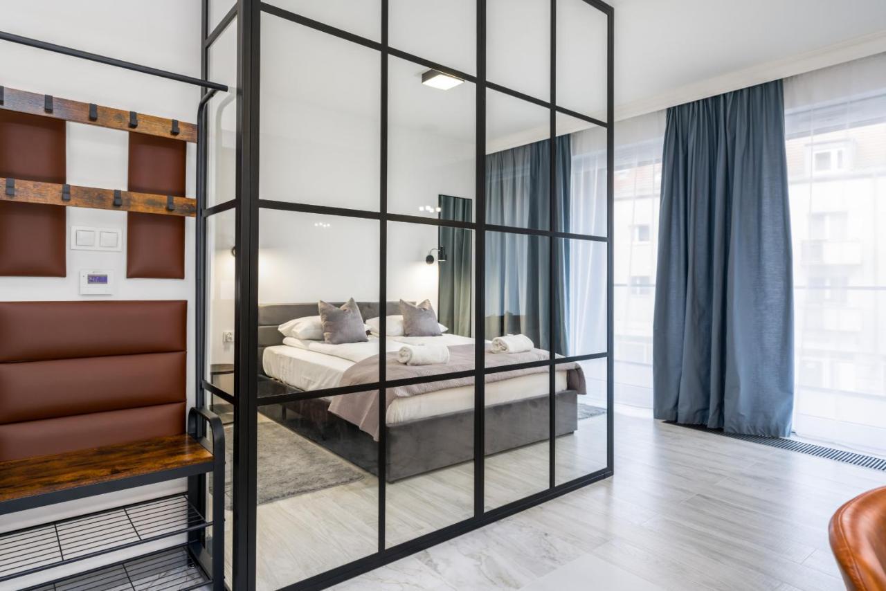 Apartments Poznan Chwaliszewo Residence With Free Garage By Noclegi Renters エクステリア 写真